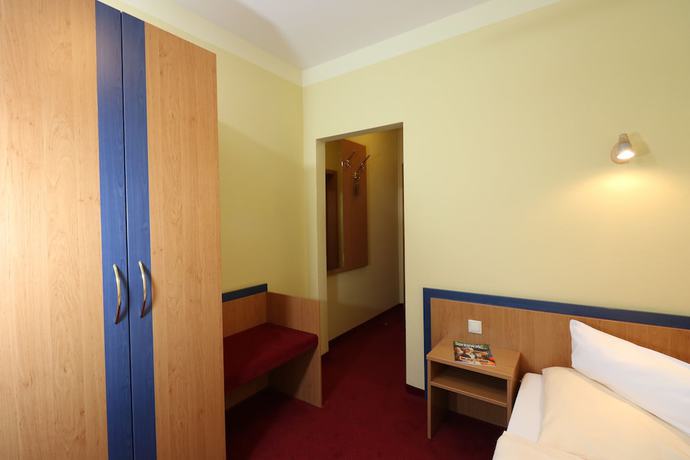 Imagen de la habitación del Hotel Radduscher Hafen. Foto 4