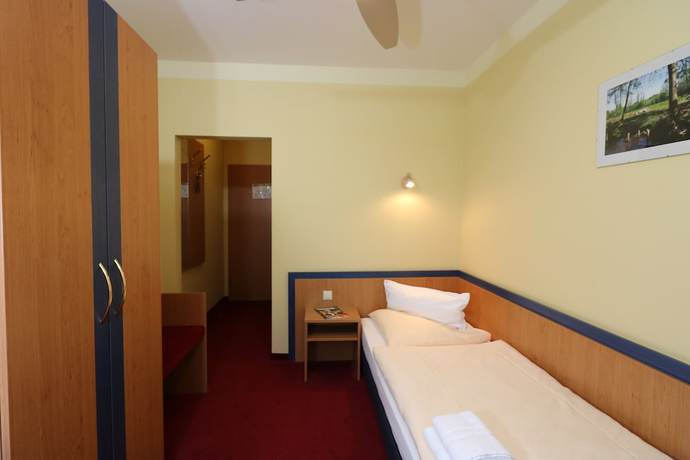 Imagen de la habitación del Hotel Radduscher Hafen. Foto 6