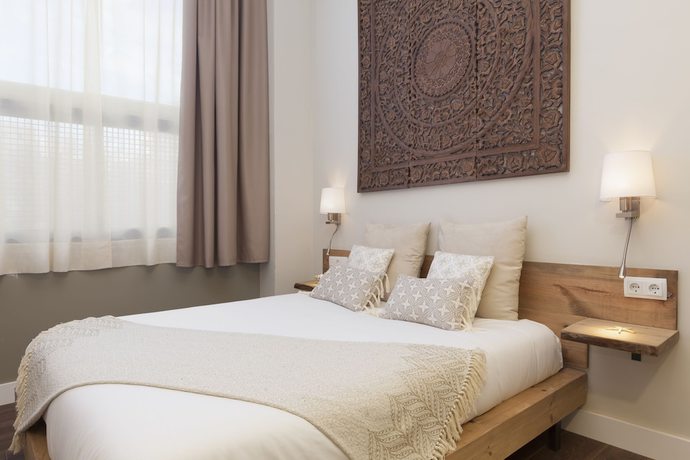 Imagen de la habitación del Hotel Radha. Foto 5