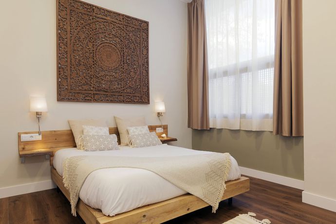 Imagen de la habitación del Hotel Radha. Foto 12