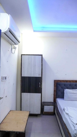 Imagen de la habitación del Hotel Radha Krishna Guest House. Foto 5