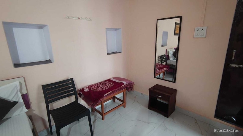 Imagen de la habitación del Hotel Radha Krishna Home. Foto 1