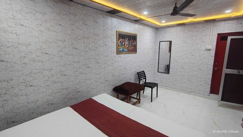 Imagen de la habitación del Hotel Radha Krishna Home. Foto 8