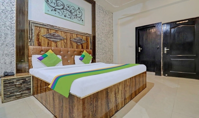 Imagen de la habitación del Hotel Radha Palace. Foto 6