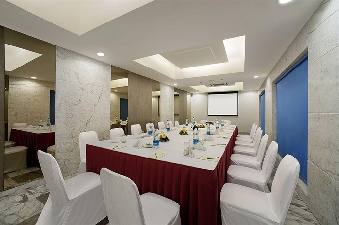 Imagen general del Hotel Radha Regent. Foto 4