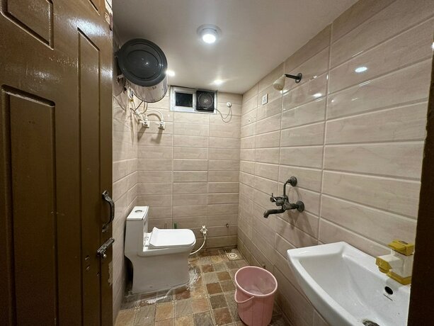 Imagen general del Hotel Radha Residency. Foto 1