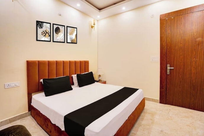 Imagen de la habitación del Hotel Radha Vrinda. Foto 9