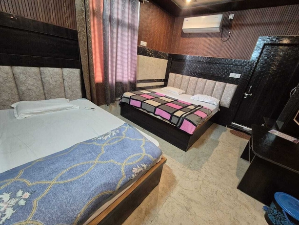 Imagen de la habitación del Hotel Radha rani seva sadan. Foto 13