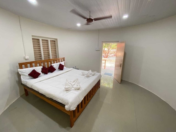 Imagen de la habitación del Hotel Radhe Farm (200mtr from Devaliya Park). Foto 8