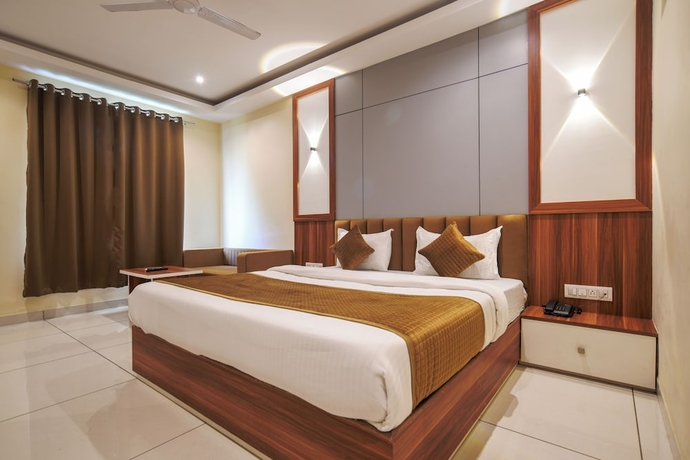 Imagen de la habitación del Hotel Radhe Krishna Resort. Foto 6