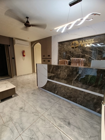 Imagen de los interiores del Hotel Radhe Raas. Foto 14