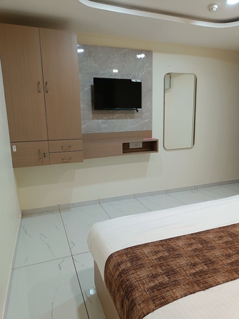 Imagen de la habitación del Hotel Radhe Raas. Foto 6