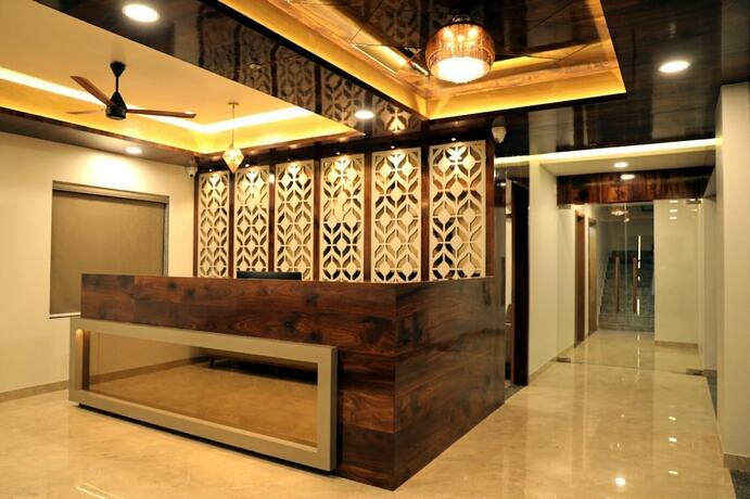 Imagen general del Hotel Radhika, Dwarka. Foto 1