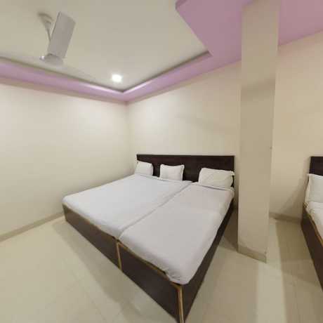 Imagen de la habitación del Hotel Radhika Inn. Foto 5