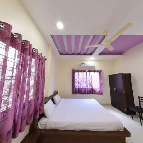 Imagen de la habitación del Hotel Radhika Inn. Foto 8