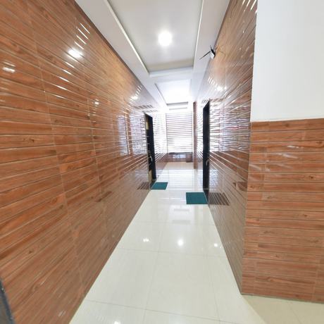 Imagen de los interiores del Hotel Radhika Inn. Foto 20