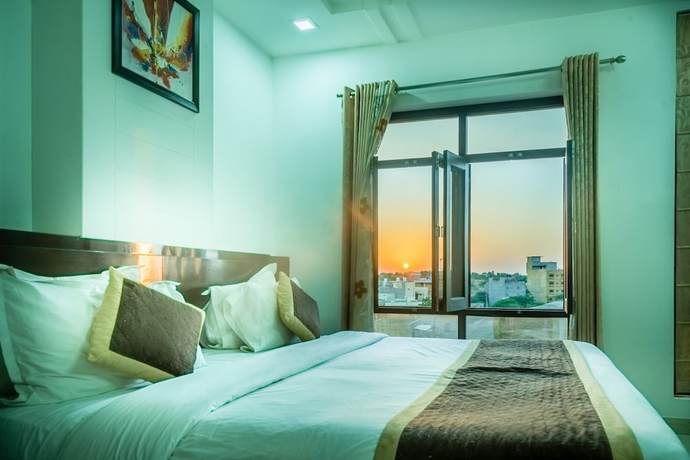 Imagen de la habitación del Hotel Radhika Jaisalmer. Foto 3