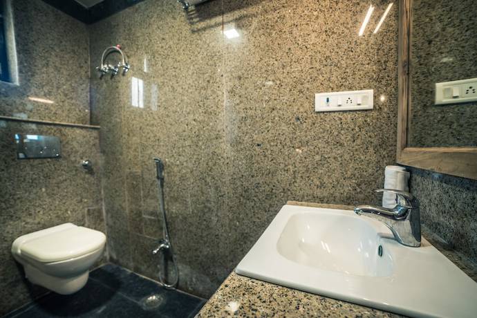 Imagen de la habitación del Hotel Radhika Jaisalmer. Foto 15