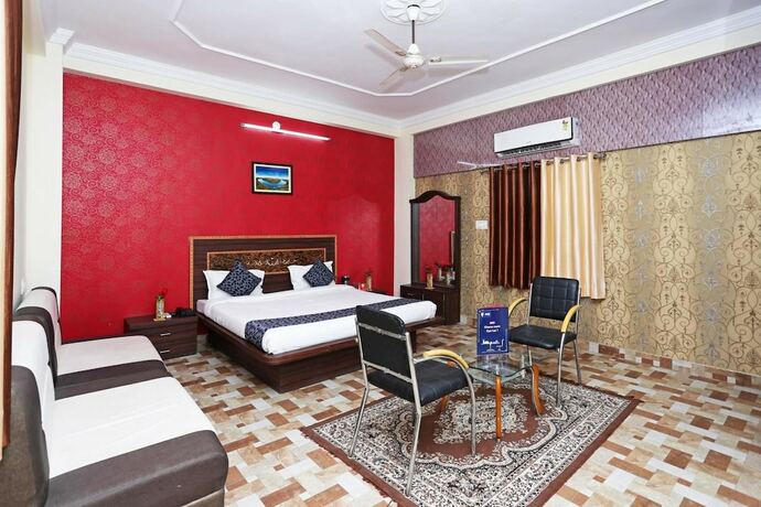Imagen de la habitación del Hotel Radhika Resort. Foto 8