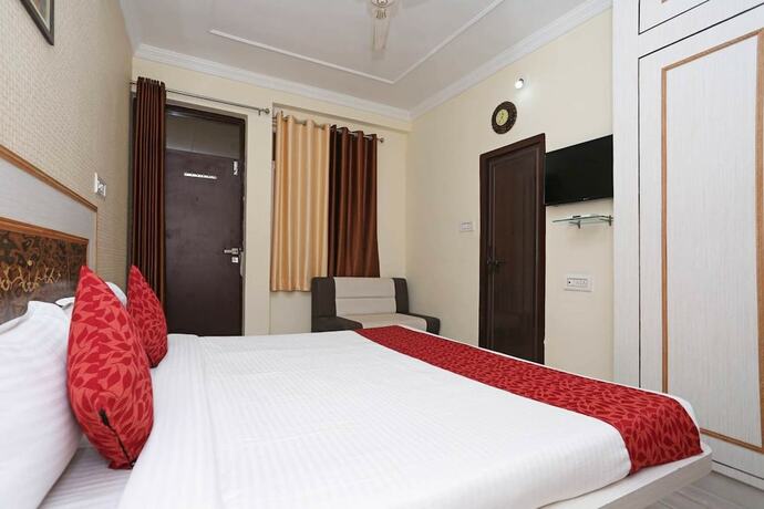 Imagen de la habitación del Hotel Radhika Resort. Foto 10