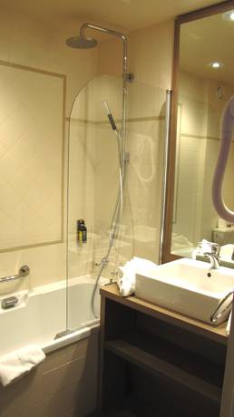 Imagen de la habitación del Hotel Radiana. Foto 3