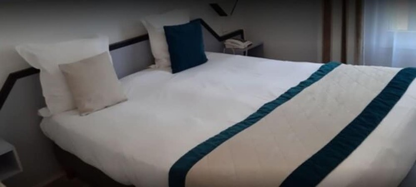 Imagen de la habitación del Hotel Radiana. Foto 8