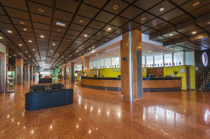 Imagen de los interiores del Hotel Radin - Savas and Resorts. Foto 15