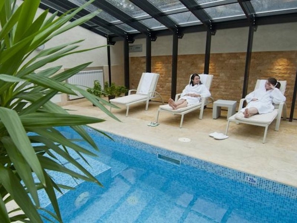 Imagen general del Hotel Radina's Way. Foto 5