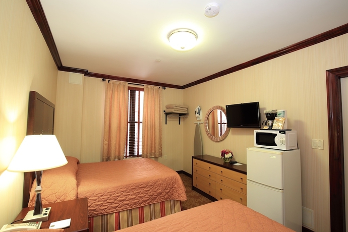 Imagen de la habitación del Hotel Radio City. Foto 12