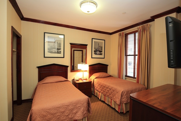 Imagen de la habitación del Hotel Radio City. Foto 16