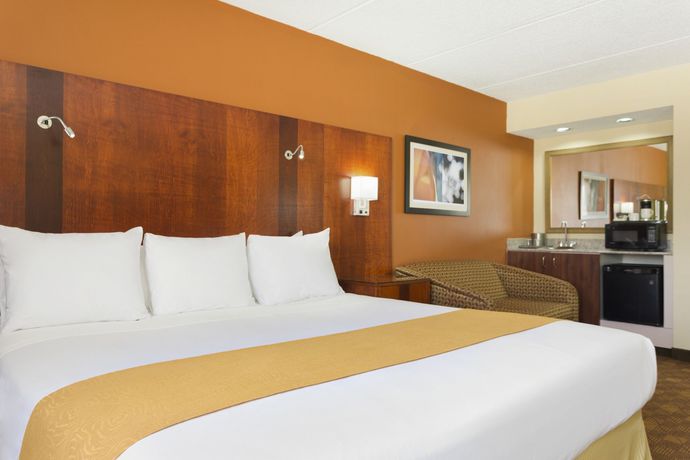 Imagen de la habitación del Hotel Radisson Akron/fairlawn. Foto 9