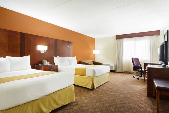Imagen de la habitación del Hotel Radisson Akron/fairlawn. Foto 11