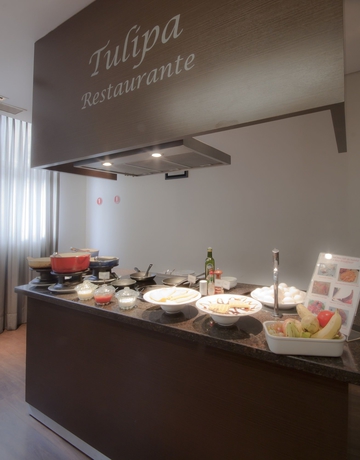 Imagen del bar/restaurante del Hotel Radisson Alphaville. Foto 3