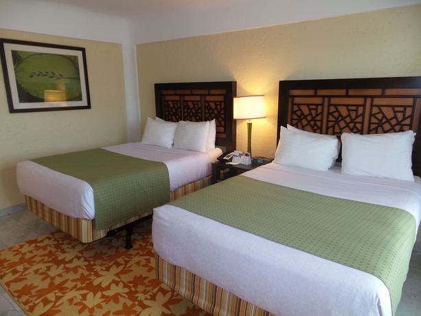 Imagen de la habitación del Hotel Radisson Aquatica Resort Barbados. Foto 15