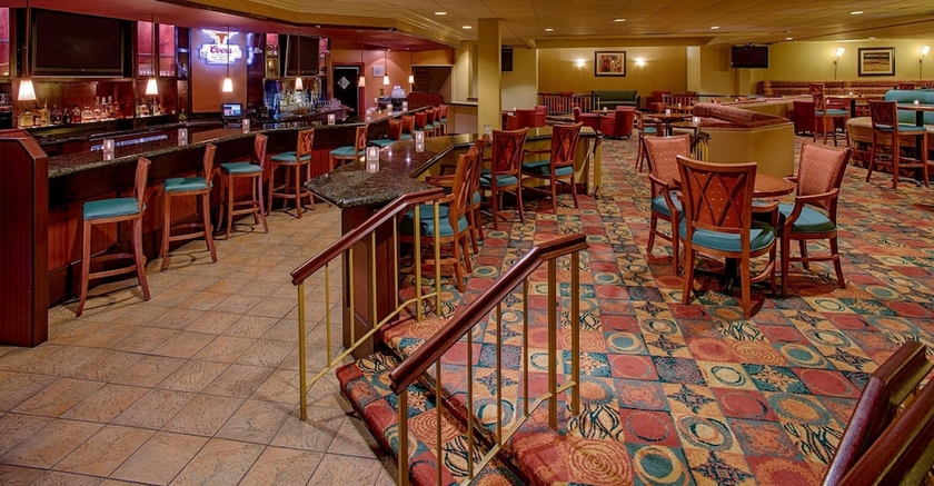 Imagen del bar/restaurante del Hotel Radisson Austin - University. Foto 7