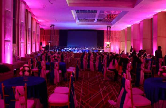 Imagen de los interiores del Hotel Radisson Bareilly Airport. Foto 12
