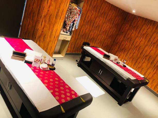 Imagen de los interiores del Hotel Radisson Bareilly Airport. Foto 14