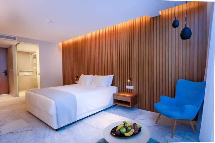 Imagen de la habitación del Hotel Radisson Beach Resort Larnaca. Foto 13