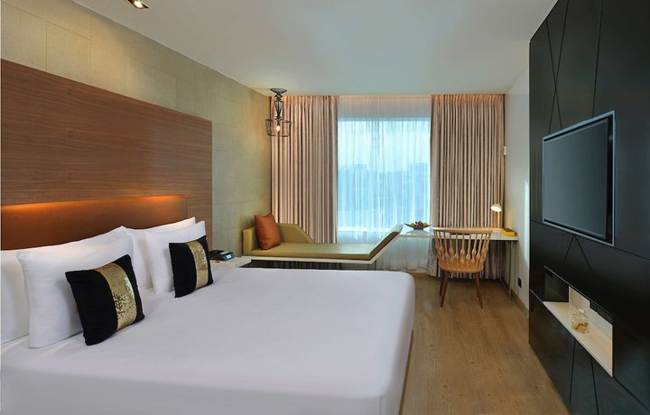 Imagen de la habitación del Hotel Radisson Bengaluru City Center. Foto 10