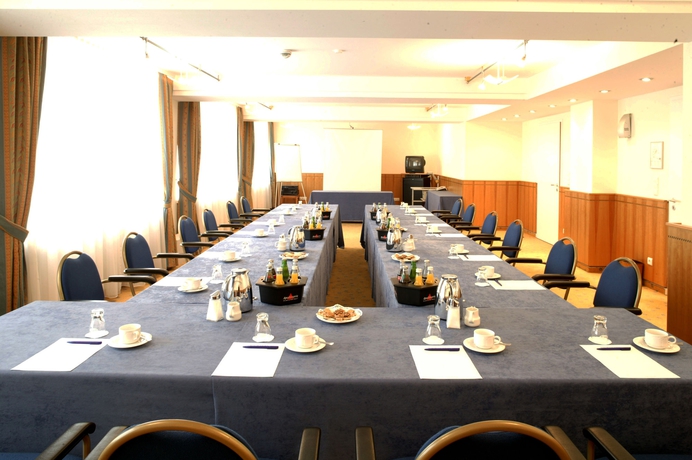 Imagen de los interiores del Hotel Radisson Berlin Charlottenburg. Foto 16