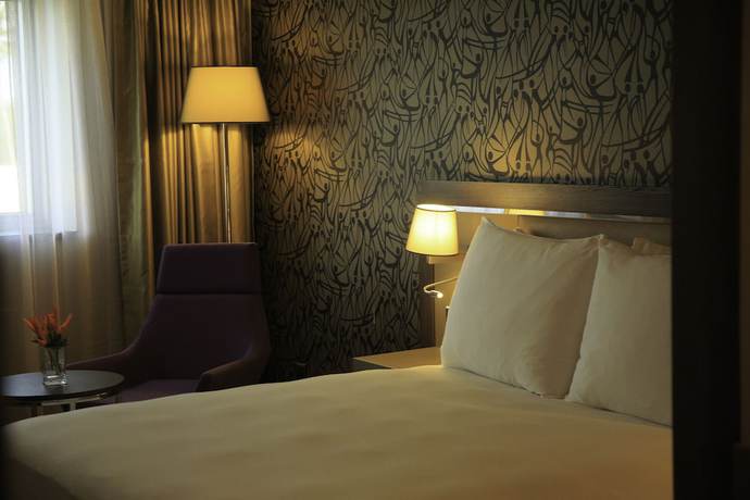 Imagen de la habitación del Hotel Radisson Blu , Abidjan Airport. Foto 6