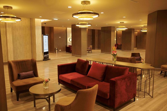 Imagen de los interiores del Hotel Radisson Blu , Abidjan Airport. Foto 17