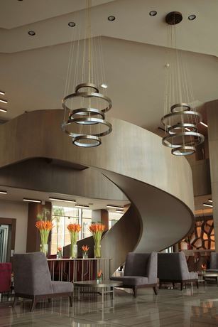 Imagen de los interiores del Hotel Radisson Blu , Abidjan Airport. Foto 19