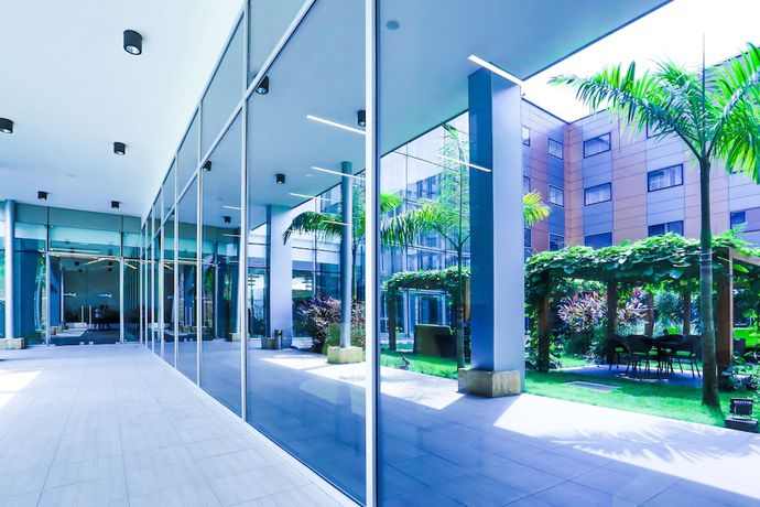 Imagen general del Hotel Radisson Blu , Abidjan Airport. Foto 2