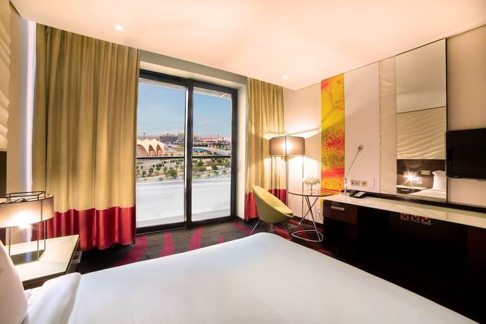 Imagen de la habitación del Hotel Radisson Blu , Abu Dhabi Yas Island. Foto 14