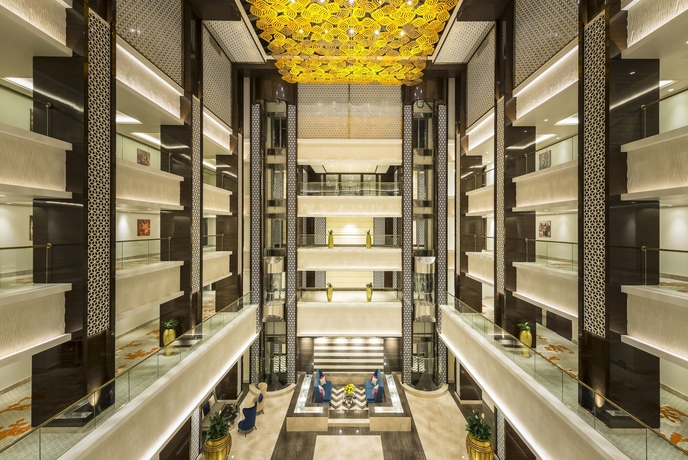 Imagen de los interiores del Hotel Radisson Blu , Ajman. Foto 16