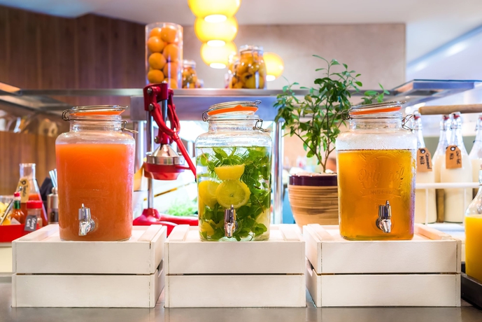 Imagen del bar/restaurante del Hotel Radisson Blu , Ajman. Foto 6