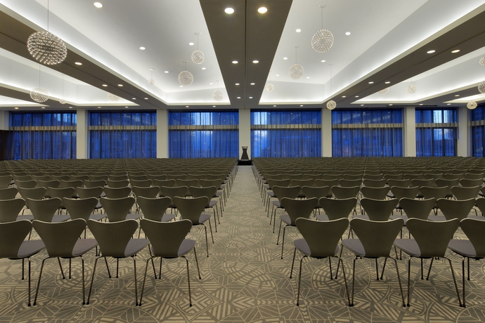 Imagen de los interiores del Hotel Radisson Blu Aqua Chicago. Foto 12