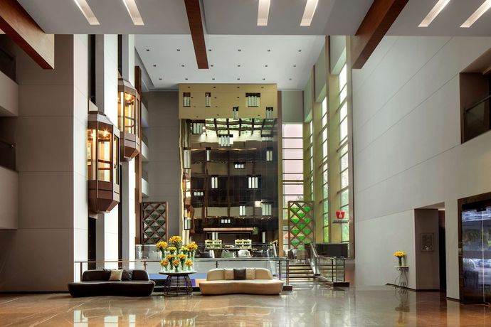 Imagen de los interiores del Hotel Radisson Blu Atria Bengaluru. Foto 18