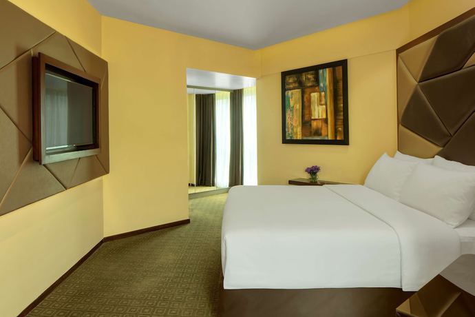 Imagen de la habitación del Hotel Radisson Blu Atria Bengaluru. Foto 15